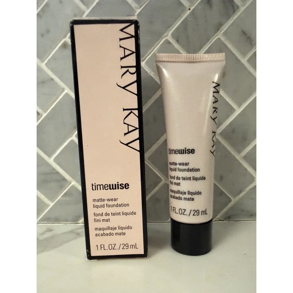 Mary Kay Timewise Matte-Wear Liquid Foundation 1 Oz Bronze 038770 NIB